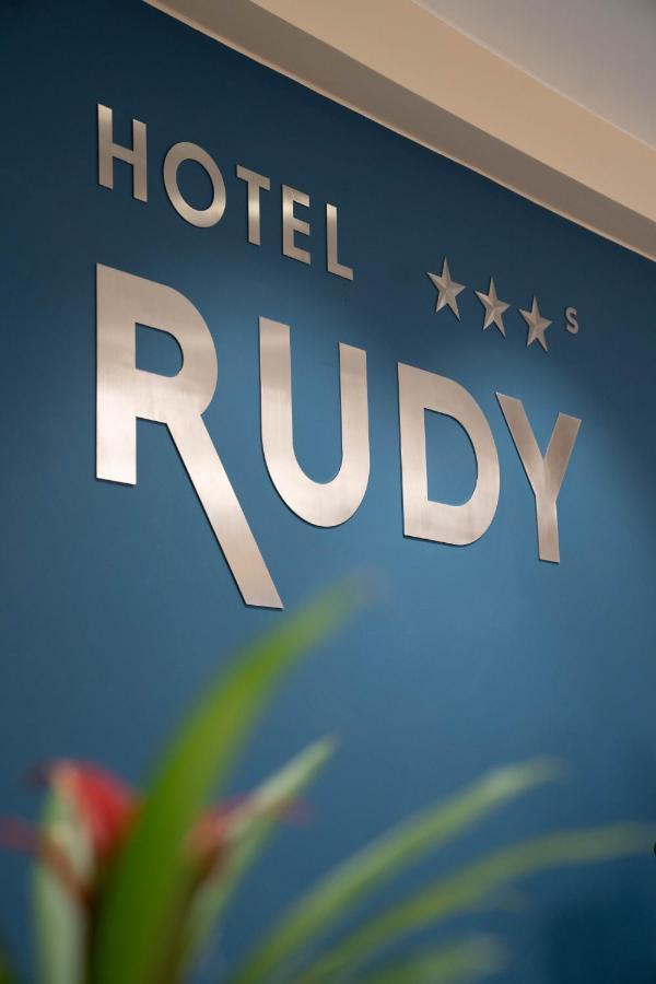 Hotel Rudy Рива дел Гарда Екстериор снимка